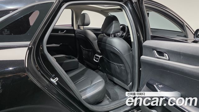 Kia K5 2020 — photo 18