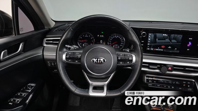Kia K5 2020 — photo 19