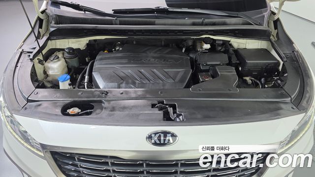 Kia Canival 2019 — photo 6