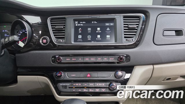 Kia Canival 2019 — photo 14