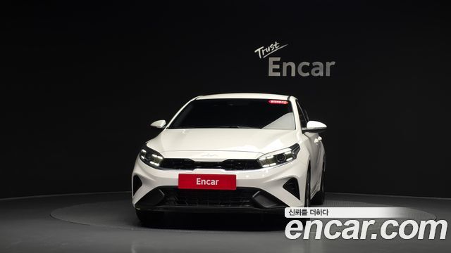Kia K3 2024 — photo 3