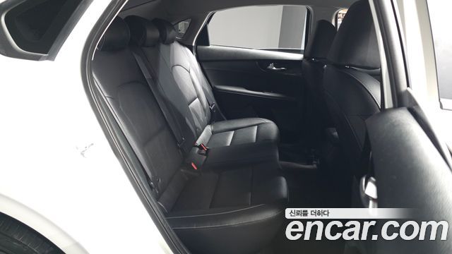 Kia K3 2024 — photo 18
