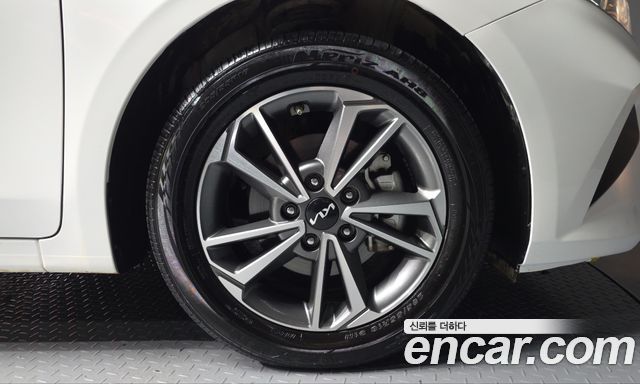 Kia K3 2024 — photo 7