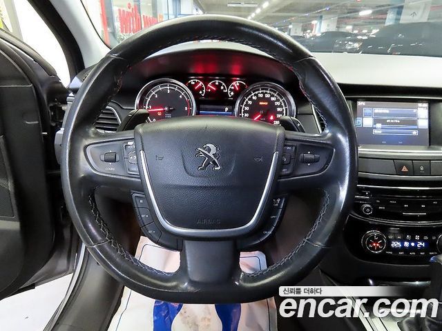 Peugeot 508 2015 — photo 8