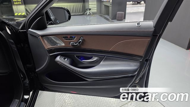 Mercedes-Benz S-Class 2019 — photo 14