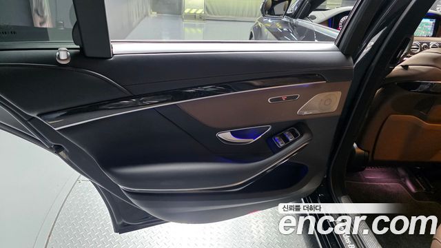 Mercedes-Benz S-Class 2019 — photo 15