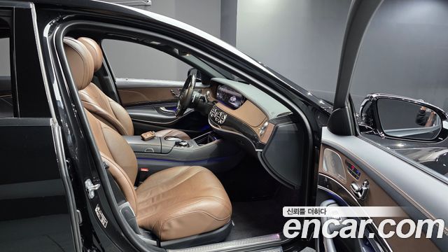 Mercedes-Benz S-Class 2019 — photo 16
