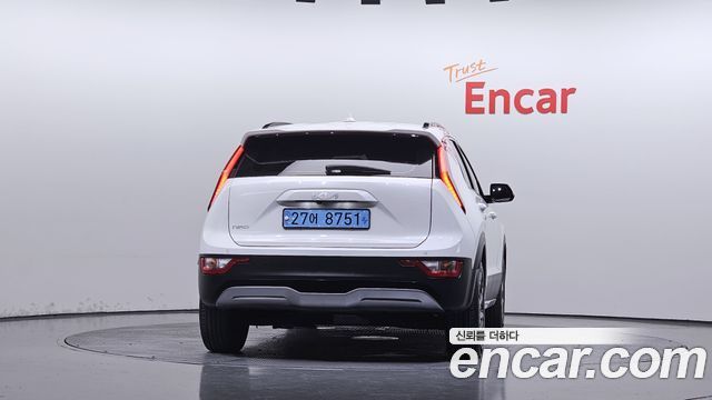 Kia Niro 2023 — photo 4