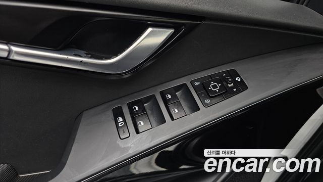 Kia Niro 2023 — photo 12
