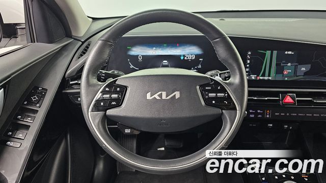 Kia Niro 2023 — photo 14