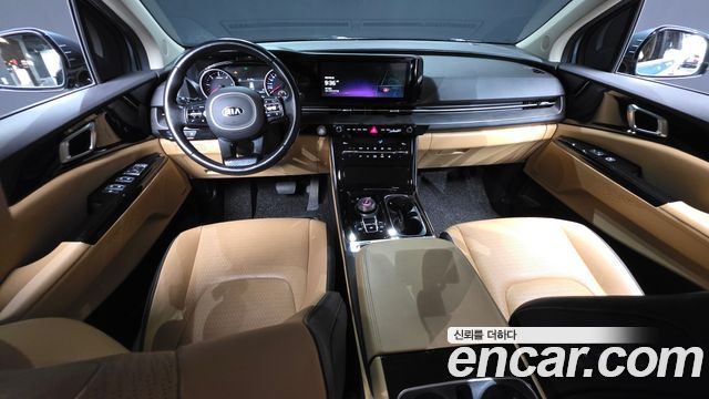 Kia Canival 2021 — photo 10