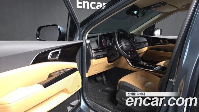 Kia Canival 2021 — photo 13