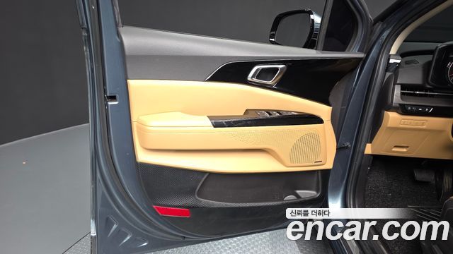 Kia Canival 2021 — photo 14