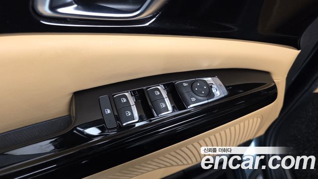 Kia Canival 2021 — photo 32
