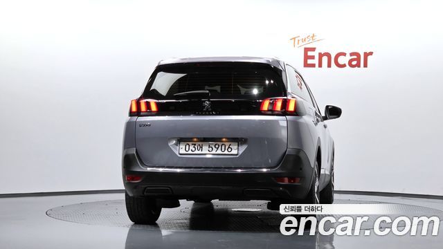 Peugeot 5008 2018 — photo 4