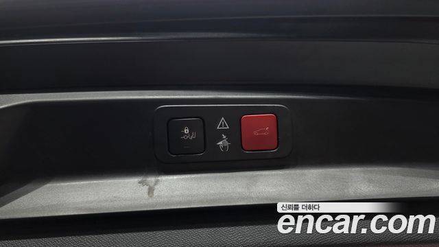 Peugeot 5008 2018 — photo 34
