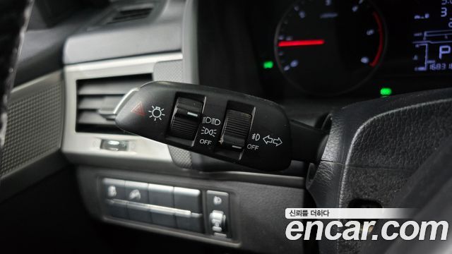 KG Mobility Rexton 2019 — photo 32