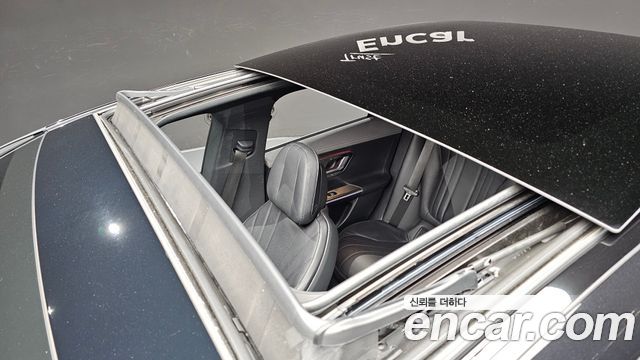 Mercedes-Benz EQE 2024 — photo 31