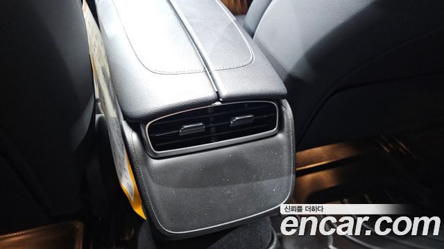 Mercedes-Benz EQE 2024 — photo 32