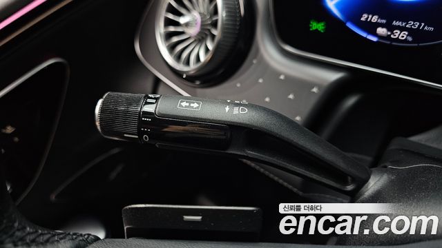 Mercedes-Benz EQE 2024 — photo 34