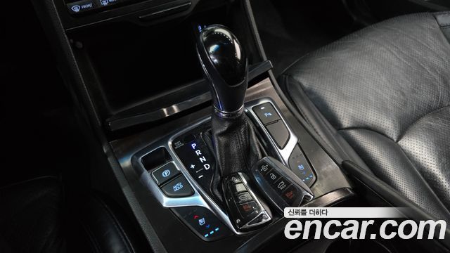 Hyundai Grandeur 2016 — photo 12