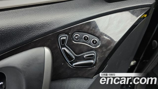 Hyundai Grandeur 2016 — photo 30