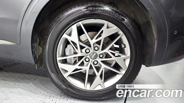 Genesis GV70 2023 — photo 7