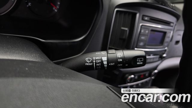 Hyundai Starex 2017 — photo 18