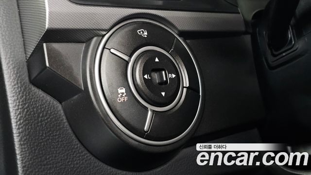 KG Mobility KORANDO 2017 — photo 23