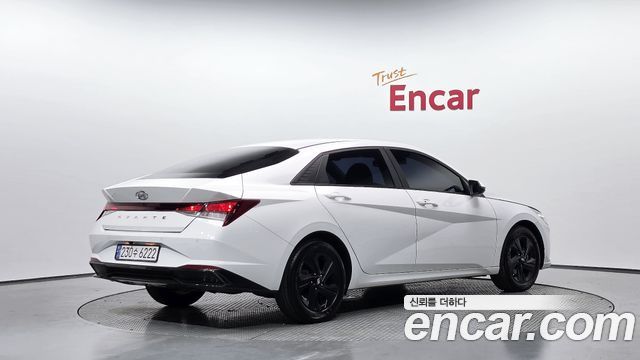 Hyundai AVANTE 2023 — photo 2