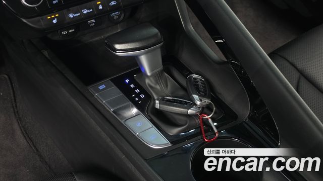Hyundai AVANTE 2023 — photo 9