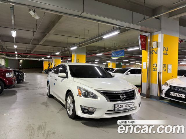 Nissan Altima 2015 — photo 2