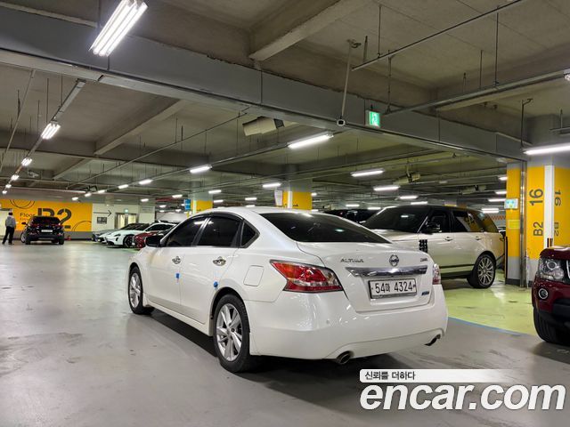 Nissan Altima 2015 — photo 3