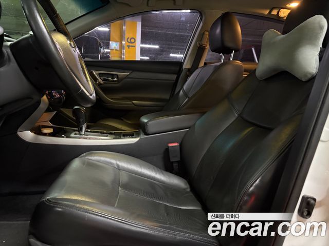 Nissan Altima 2015 — photo 10