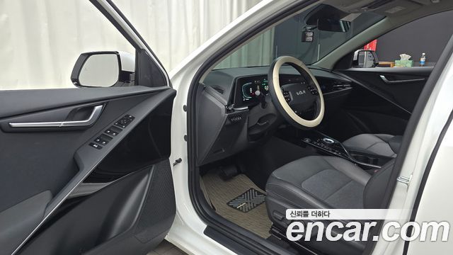 Kia Niro 2026 — photo 13