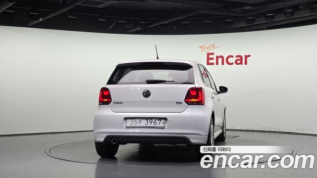 Volkswagen Polo 2013 — photo 4