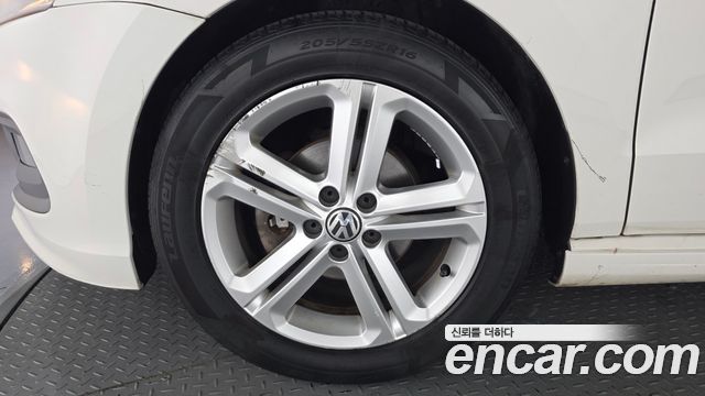 Volkswagen Polo 2013 — photo 5