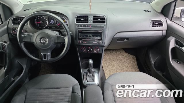 Volkswagen Polo 2013 — photo 7