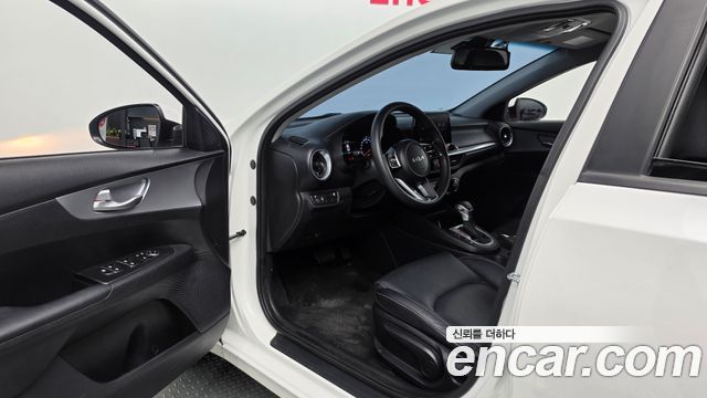 Kia K3 2024 — photo 10