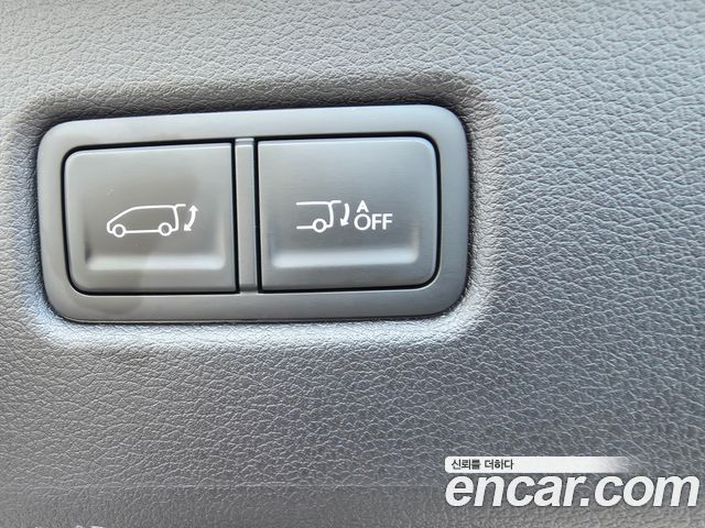 Hyundai Staria 2023 — photo 7