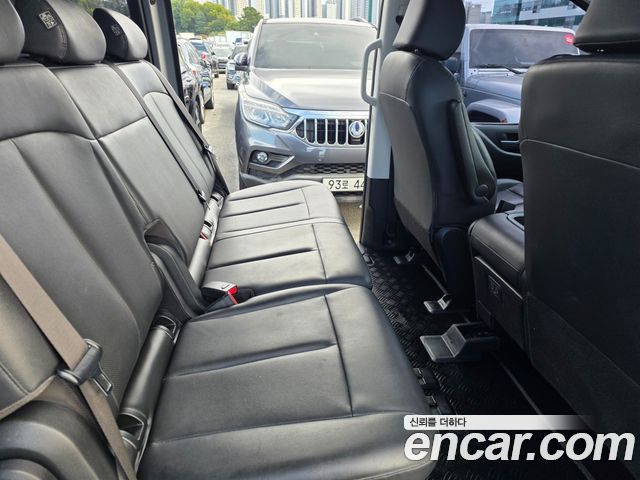 Hyundai Staria 2023 — photo 20