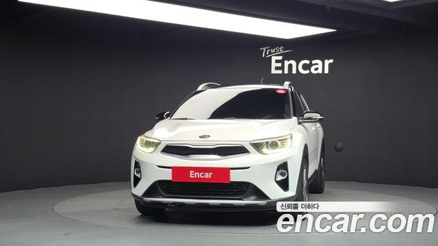 Kia Stonic 2018 — photo 3