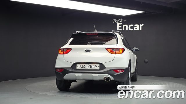 Kia Stonic 2018 — photo 4