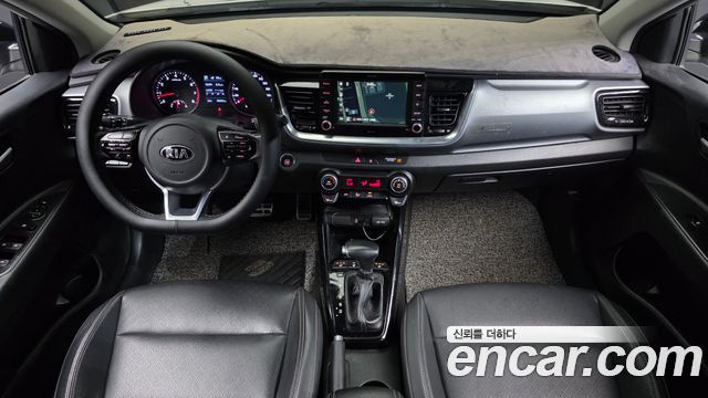 Kia Stonic 2018 — photo 7