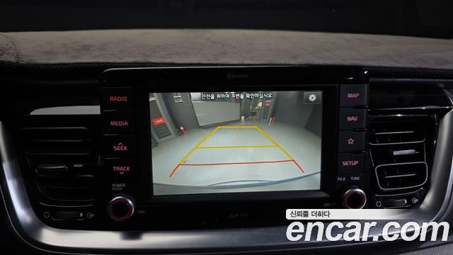 Kia Stonic 2018 — photo 15