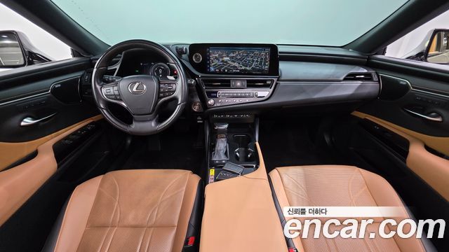 Lexus ES 2025 — photo 10