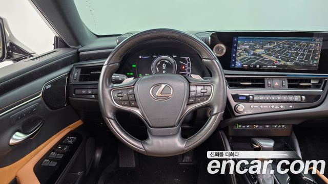 Lexus ES 2025 — photo 19