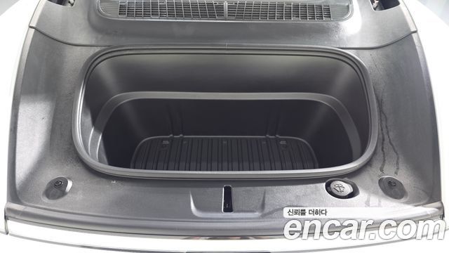 Tesla Model Y 2026 — photo 6