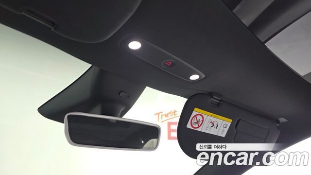 Tesla Model Y 2026 — photo 27
