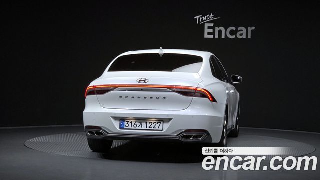 Hyundai Grandeur 2023 — photo 4